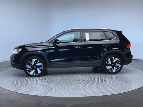 Used 2024 Volkswagen Taos SEL AWD/4WD image 5