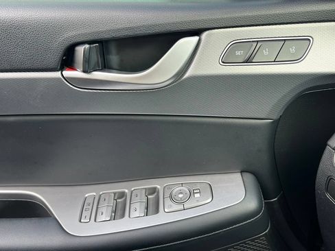 Used 2020 Hyundai Palisade SEL w/ Premium Package FWD image 18