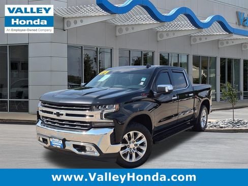Used 2021 Chevrolet Silverado 1500 LTZ w/ LTZ Premium Package AWD/4WD image 1