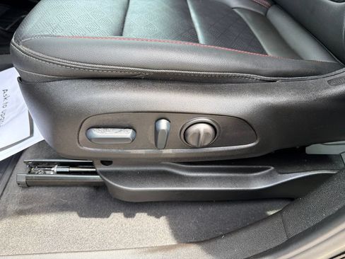 Used 2023 Chevrolet Bolt EUV Premier w/ Sun & Sound Package FWD image 22