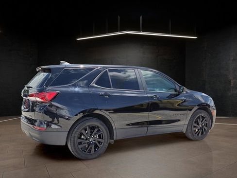 Used 2024 Chevrolet Equinox LS w/ LS Convenience Package AWD/4WD image 7