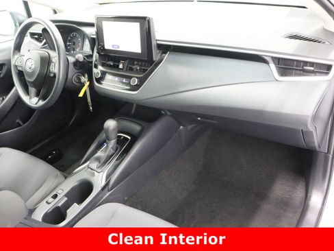 Used 2024 Toyota Corolla LE image 32