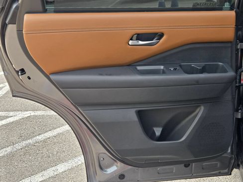 Used 2025 Nissan Pathfinder Platinum w/ Cargo Package FWD image 15