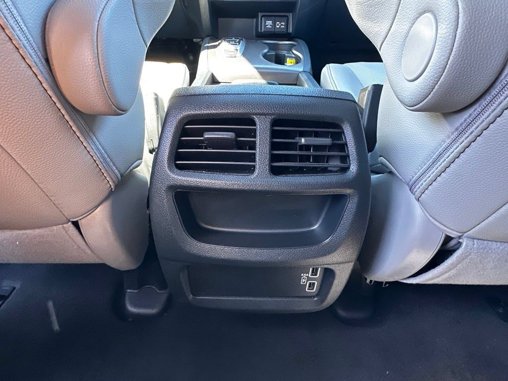Used 2023 Honda Passport EX-L image 23