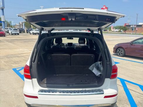 Used 2019 Mercedes-Benz GLS 450 4MATIC image 7