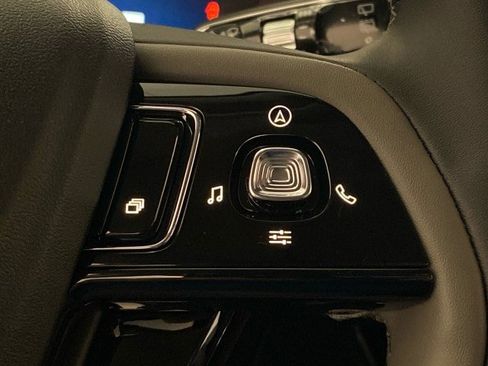 New 2025 Lincoln Corsair AWD w/ Equipment Group 101A image 20