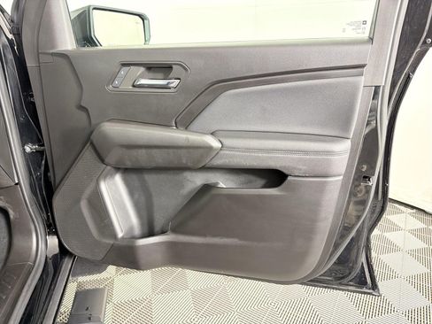 Used 2024 Chevrolet Colorado LT w/ LT Convenience Package III RWD image 12