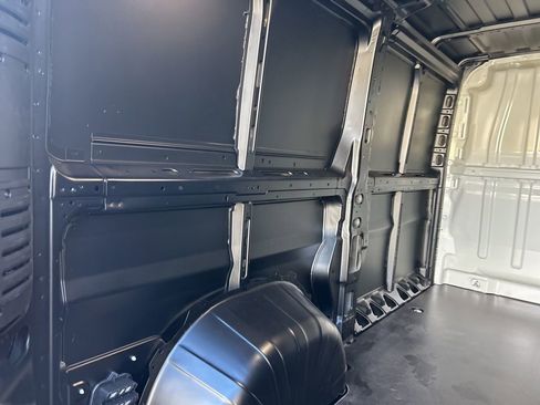New 2026 RAM ProMaster 2500 w/ Convenience Group FWD image 30