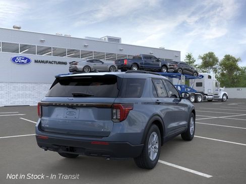 New 2026 Ford Explorer Active AWD/4WD image 8