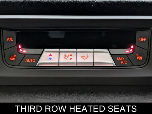 Used 2023 BMW X7 xDrive40i w/ Executive Package image 24