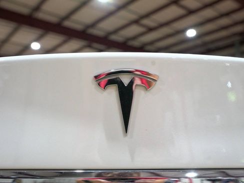 Used 2019 Tesla Model S 100D AWD/4WD image 22