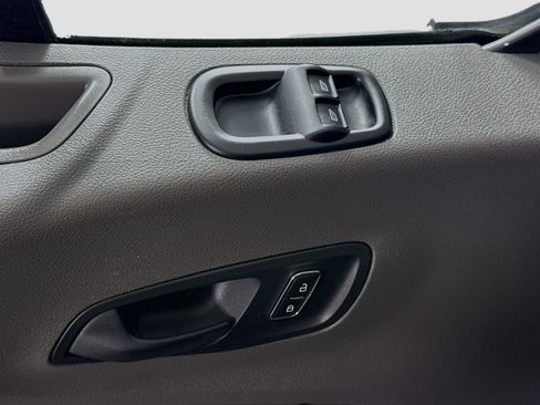 Used 2023 Ford Transit 350 XLT image 23