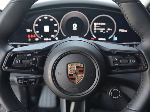 Certified 2025 Porsche Taycan 4 Cross Turismo AWD/4WD image 16