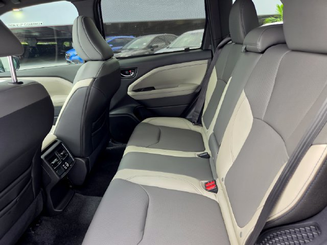 New 2026 Subaru Forester Touring AWD/4WD image 14