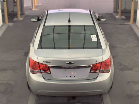 Used 2013 Chevrolet Cruze LT FWD image 6