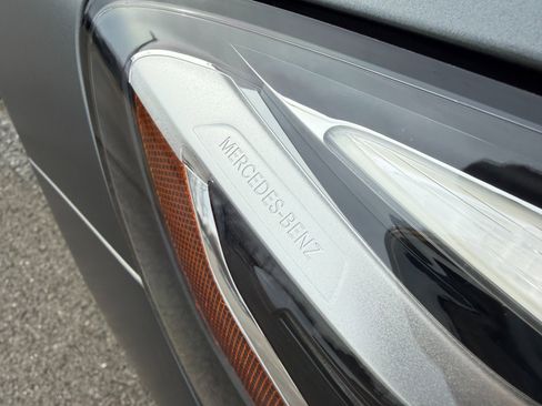 Used 2019 Mercedes-Benz SL 550 image 57