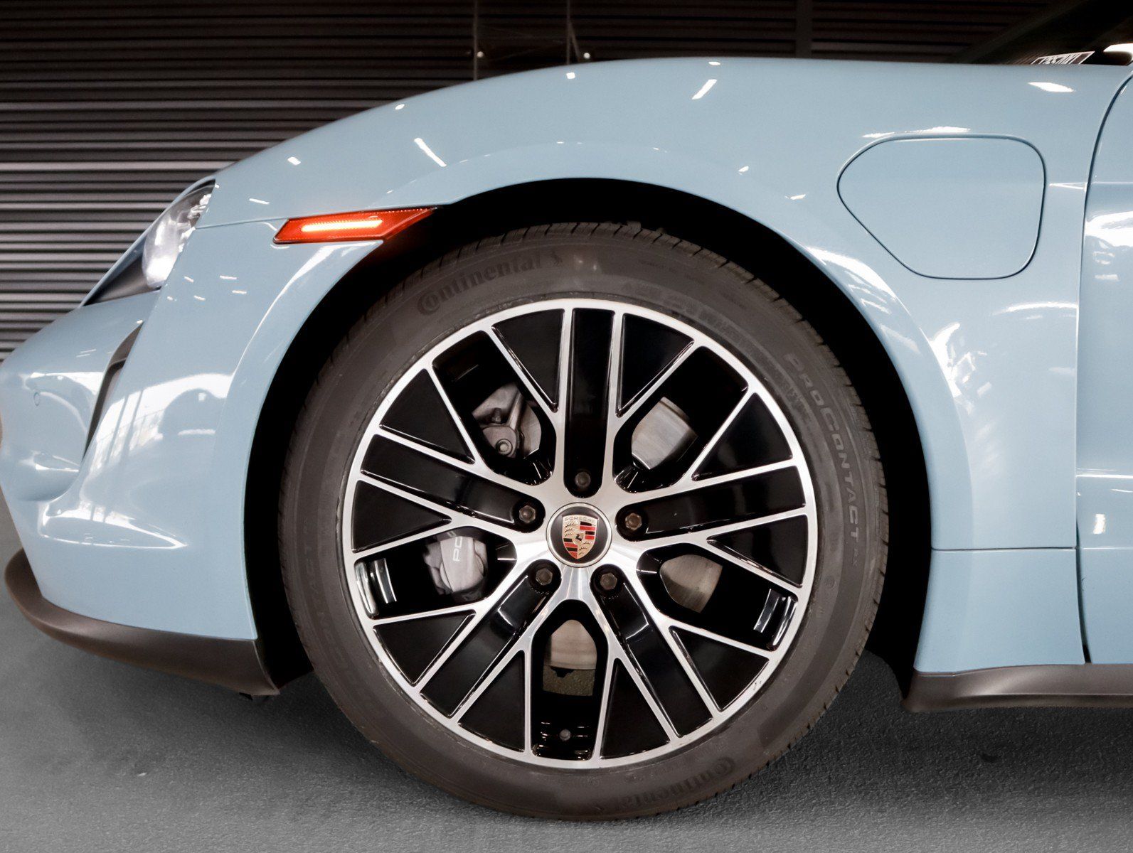 Certified 2021 Porsche Taycan RWD image 12