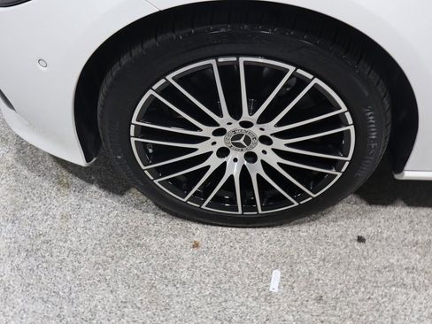 Used 2024 Mercedes-Benz C 300 4MATIC Sedan image 8