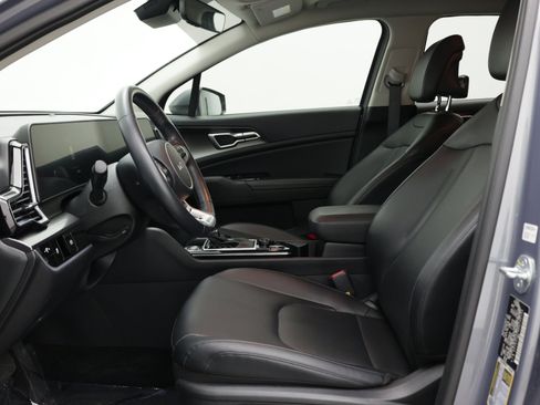 Used 2024 Kia Sportage EX FWD image 15