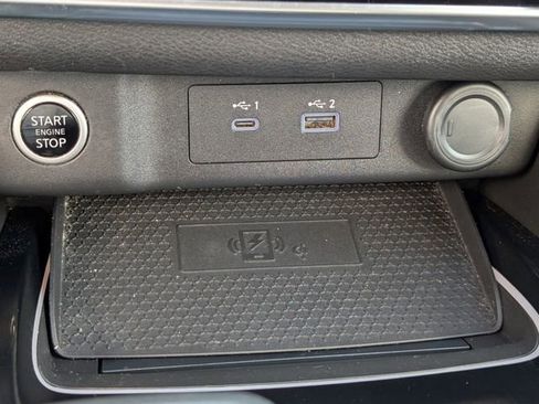 Used 2022 Nissan Rogue Platinum w/ Head-Up Display Package FWD image 18