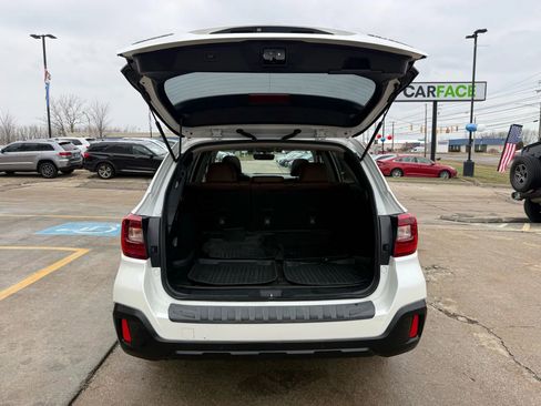 Used 2019 Subaru Outback 2.5i Touring image 13