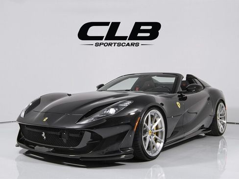 Used 2022 Ferrari 812 GTS RWD image 1