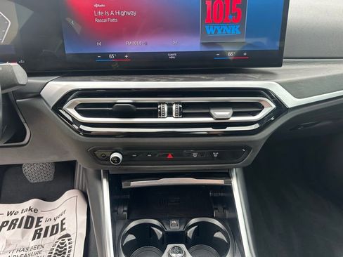 Certified 2023 BMW 330i Sedan w/ Premium Package image 13