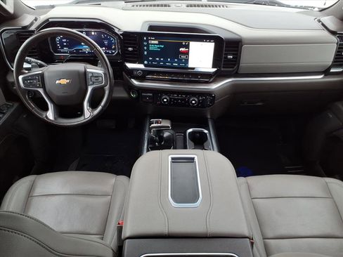 Certified 2022 Chevrolet Silverado 1500 LTZ w/ Z71 Off-Road Package image 13