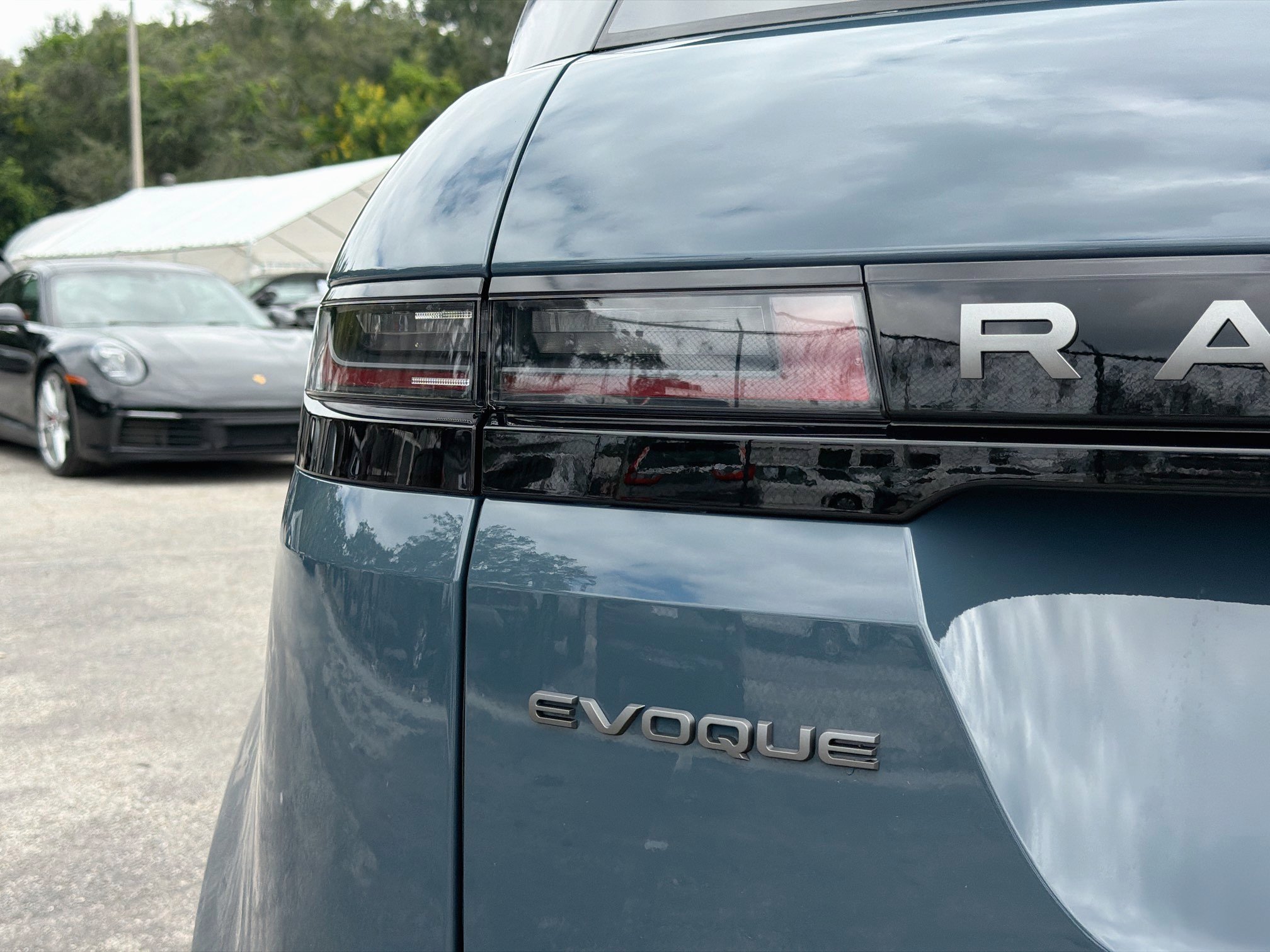 New 2026 Land Rover Range Rover Evoque S AWD/4WD image 10