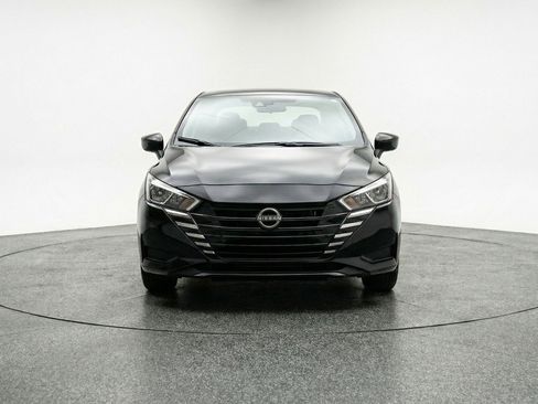 Used 2025 Nissan Versa SV FWD image 2