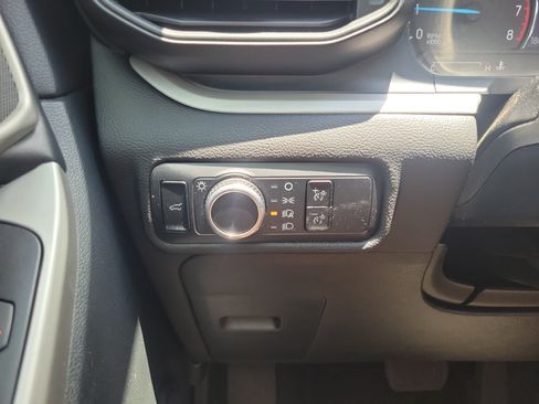 Used 2023 Ford Explorer XLT RWD image 19