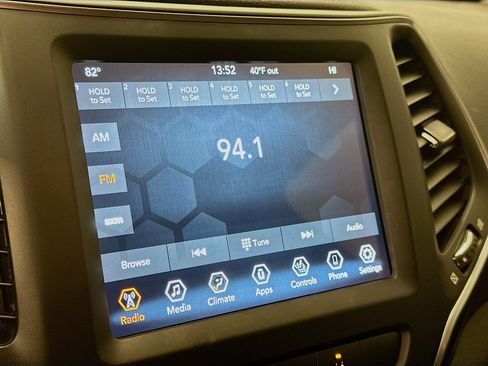 Used 2022 Jeep Cherokee Latitude Lux image 21