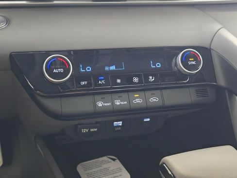 New 2026 Hyundai Elantra Sport FWD image 25