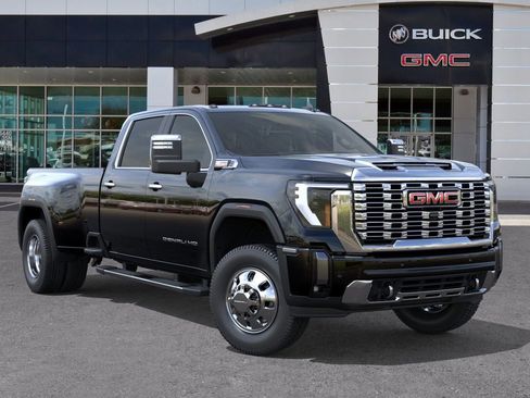 New 2026 GMC Sierra 3500 Denali image 7