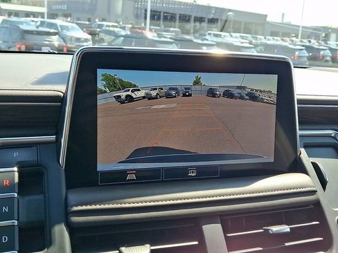 Used 2021 Chevrolet Tahoe Z71 AWD/4WD image 19