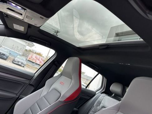 New 2025 Volkswagen GTI Autobahn image 12