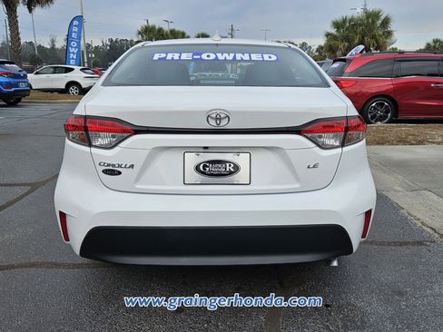 Used 2024 Toyota Corolla LE image 4