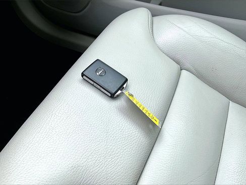 Used 2019 Volvo XC60 T5 Momentum w/ Premium Package image 10