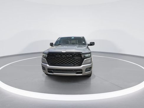 Used 2025 RAM 1500 Big Horn AWD/4WD image 3