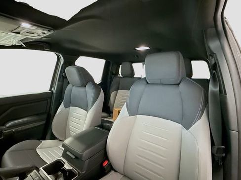 Certified 2025 Toyota Tacoma TRD Off-Road w/ TRD Off Road Upgrade Package image 19