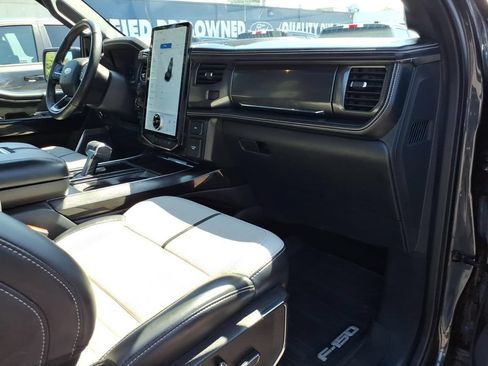 Used 2022 Ford F150 Lightning Platinum AWD/4WD image 9
