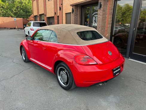 Used 2013 Volkswagen Beetle 2.5 FWD image 5