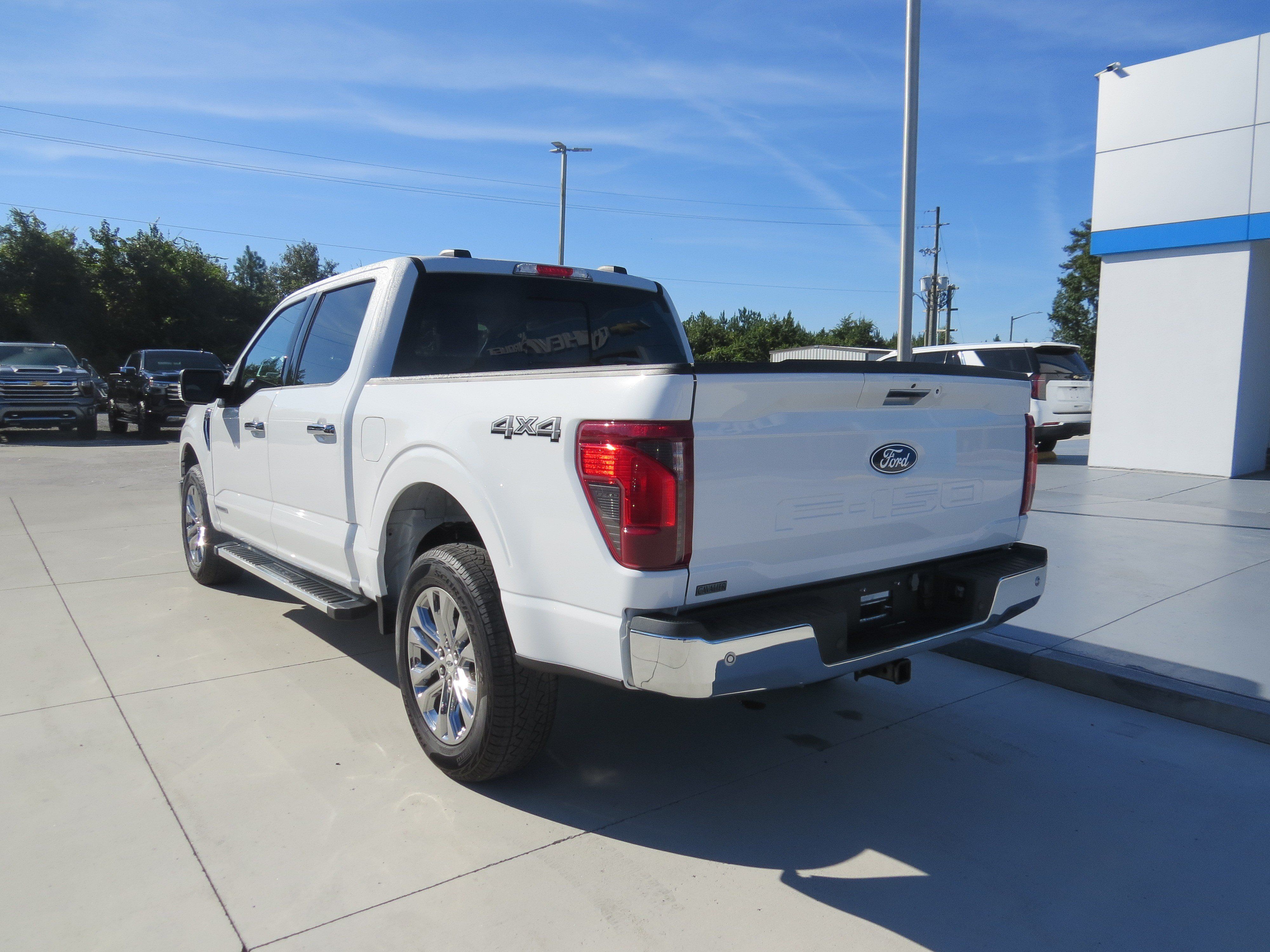 Used 2024 Ford F150 XLT w/ Equipment Group 302A MID AWD/4WD image 7