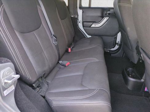 Used 2015 Jeep Wrangler Unlimited Sahara w/ Max Tow Package image 18