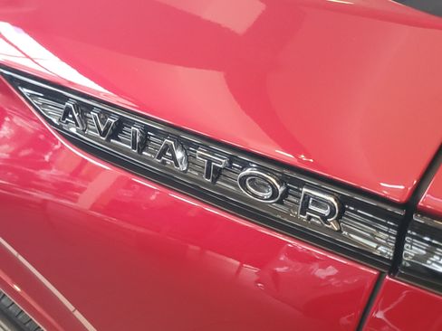 New 2026 Lincoln Aviator Black Label w/ Black Label Special Edition AWD/4WD image 7