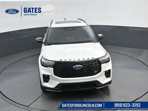 New 2026 Ford Explorer ST w/ Sun And Sound Package image 44