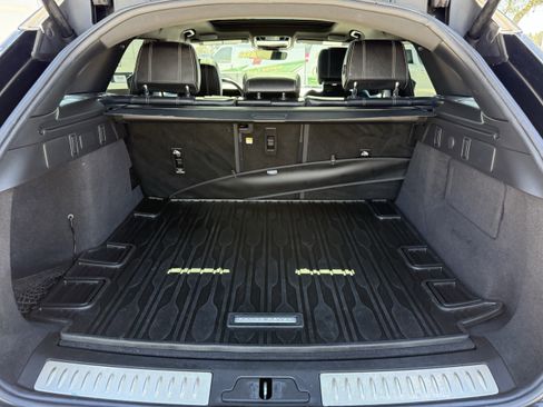 Used 2022 Land Rover Range Rover Velar R-Dynamic S image 31