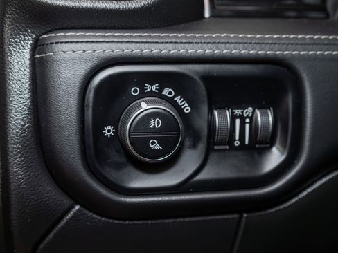 Used 2024 RAM 2500 Limited image 20