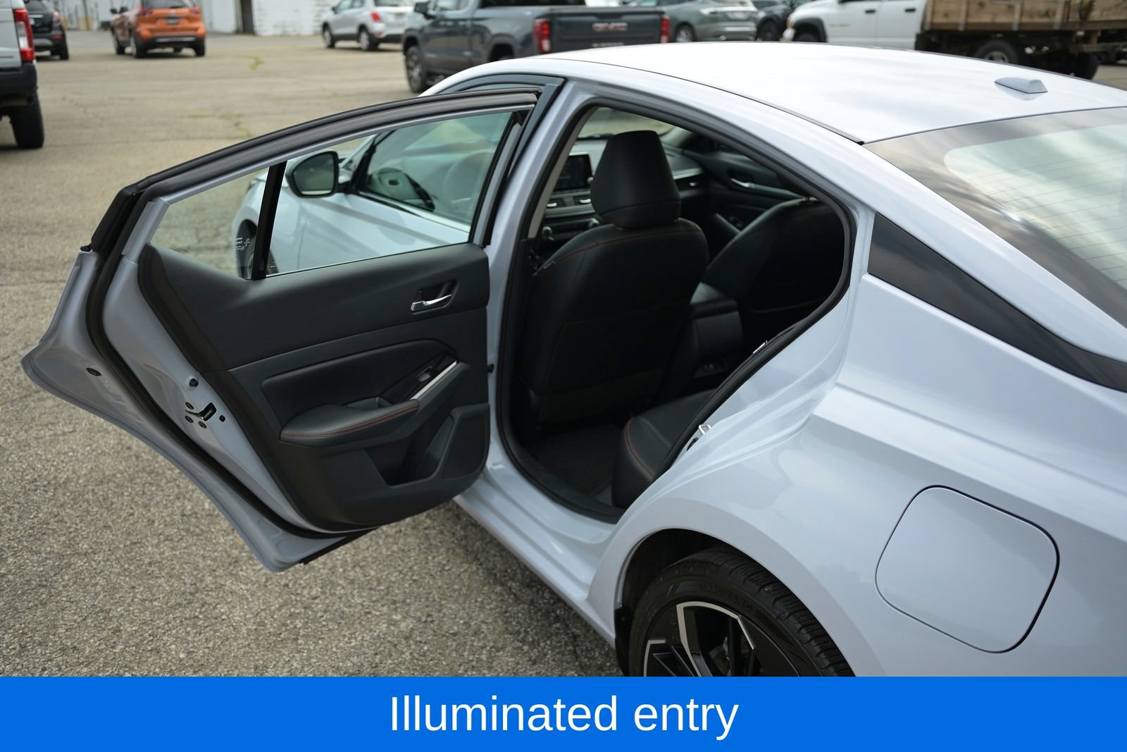 Used 2024 Nissan Altima 2.5 SR AWD/4WD image 30