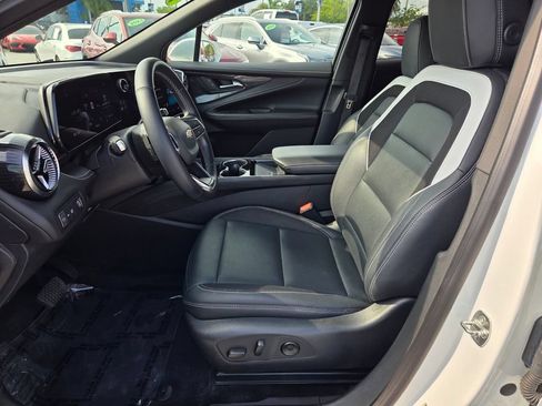 Used 2024 Chevrolet Blazer EV LT AWD/4WD image 4